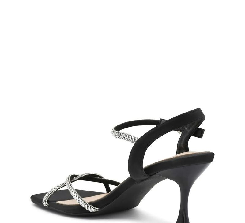 Sunny ‘Black’