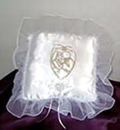 I LOVE YOU RING PLLOW (WHITE)