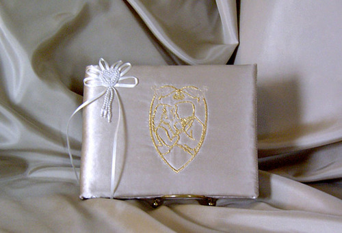 SIGNATURE COLLECTION GUEST BOOK