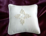 ‘ANTOINETTE’  PILLOW