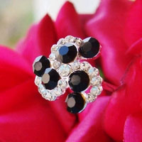 CRYSTAL SWIRLS IN BLACK