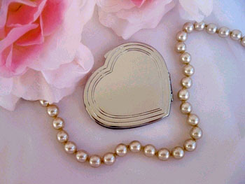 Heart Shape Compact