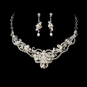 PEARL &amp; CRYSTAL JEWELRY SET