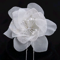 DELICATE  HAIR FLOWER