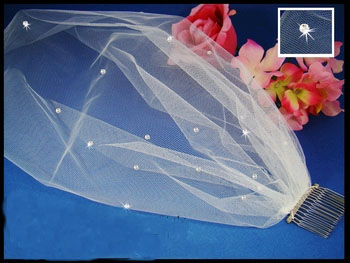 BLUSHER FACE VEIL   by
WEDDING FACTORY DIRECT