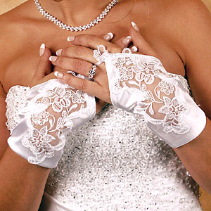 SATIN WRIST FINGERLESS GLOVES