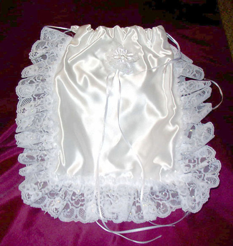 WHITE SATIN MONEY PURSE
