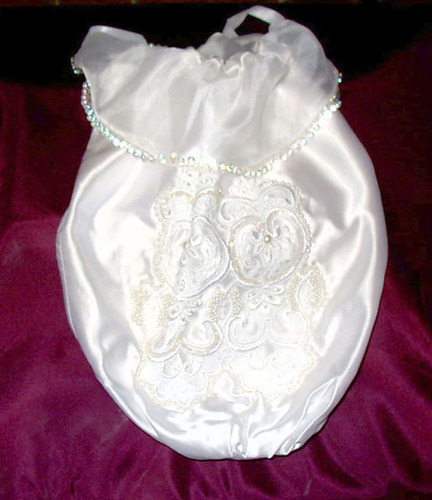 WHITE MONEY PURSE