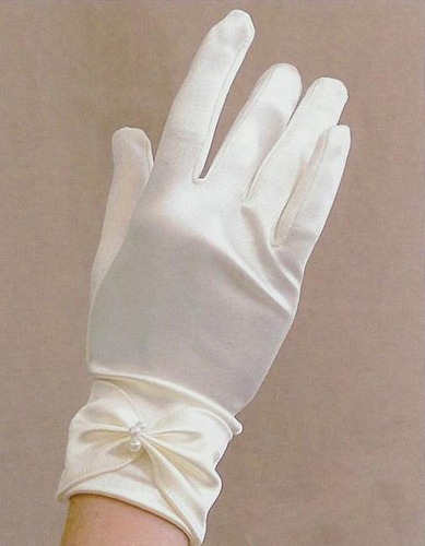 SATIN &amp; PEARL GLOVES