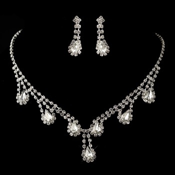 Silver Clear Rhinestone  Necklace &amp; Earrings Set