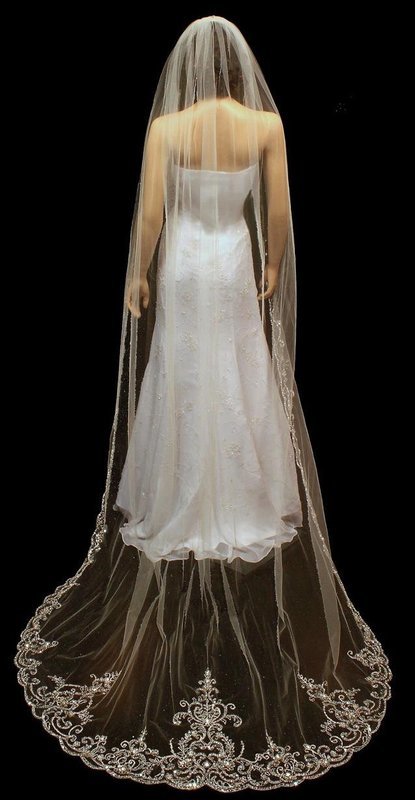 Extravagant Cathedral Veil