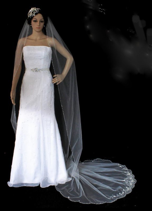 Artistic hand-crafted veil