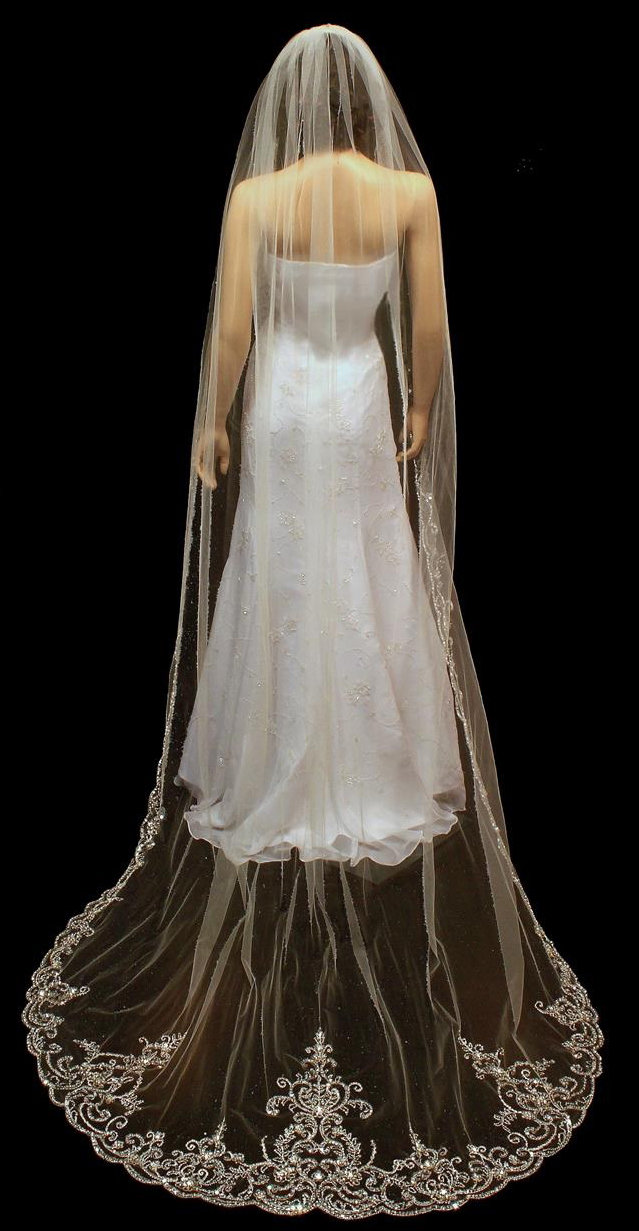 Extravagant Cathedral Veil
