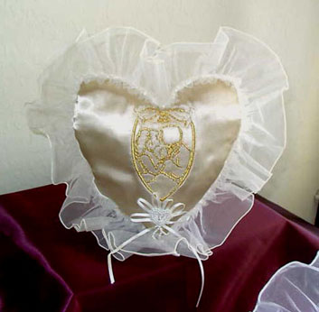 'I LOVE YOU' Ring Pillow (Mocca) 'I LOVE YOU' Ring Pillow (Mocca)
