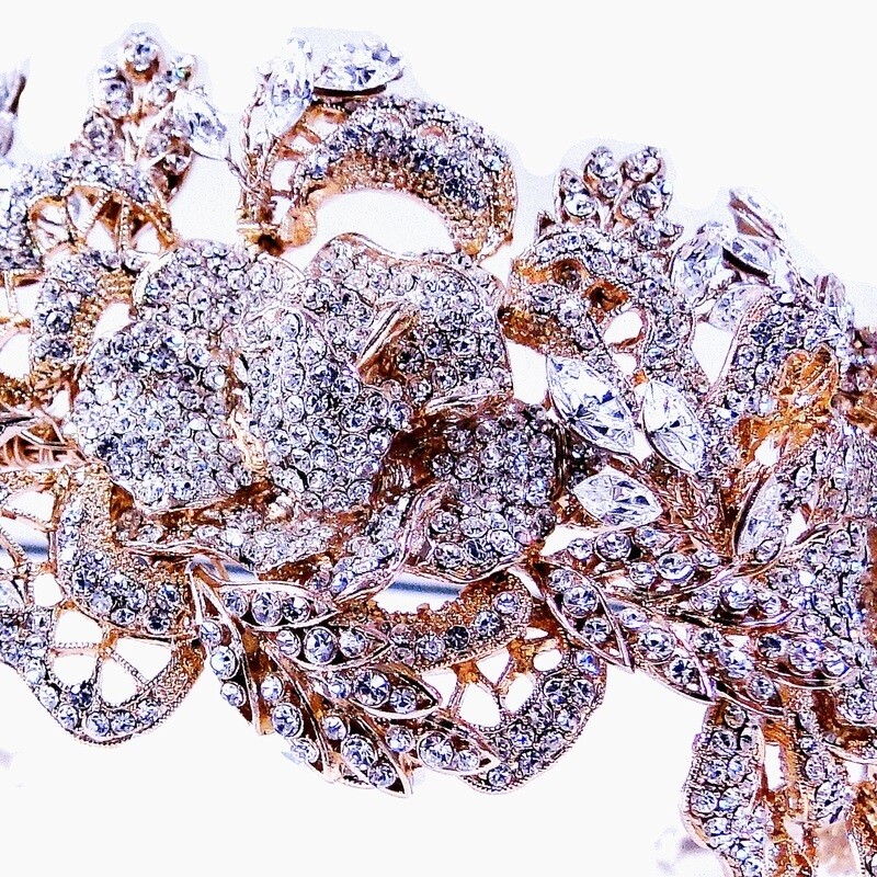Stunning Sparkling rhinestone