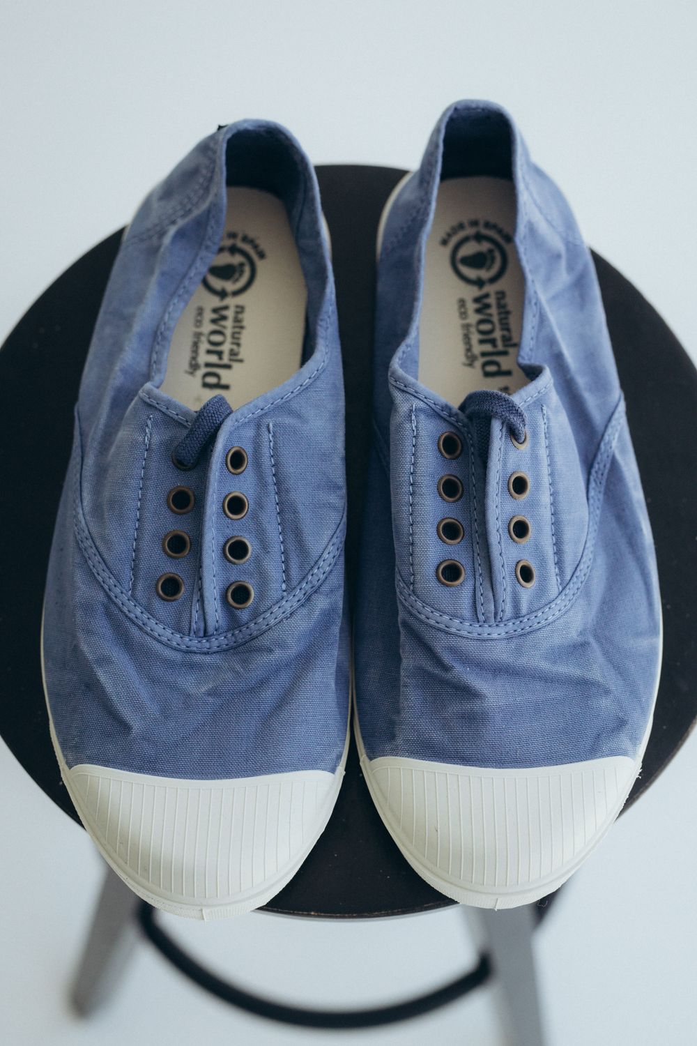 Sneakers "L" Large