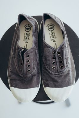 Sneakers "L" Large