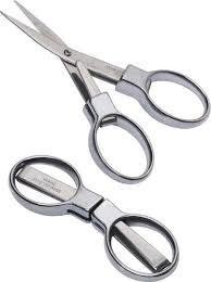 Folding scissors