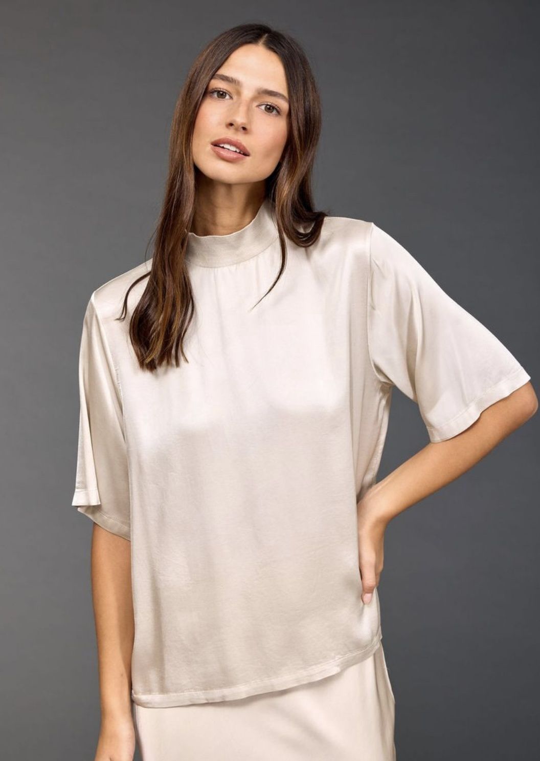 Creme Blouse, Size: Sml