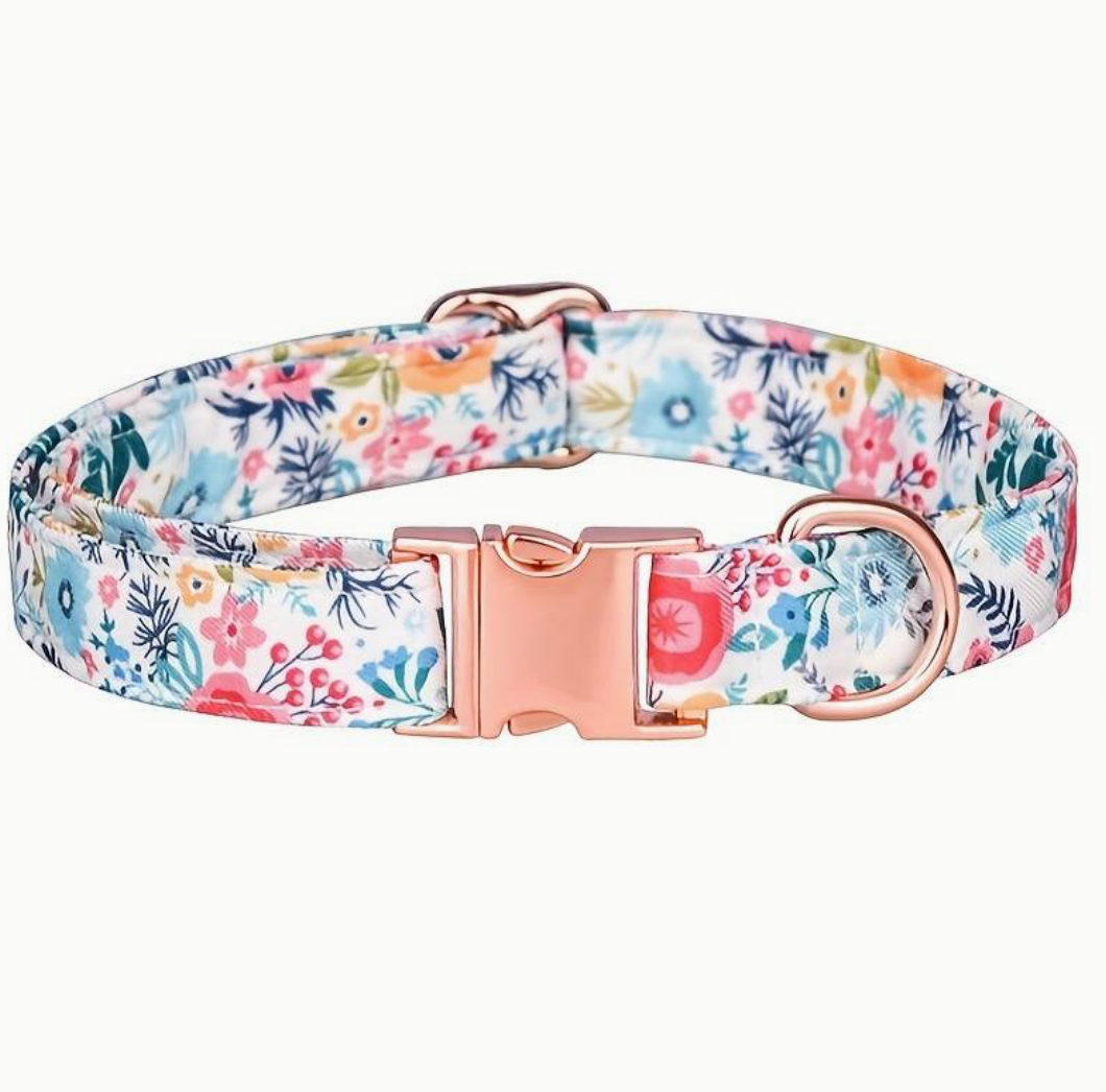Halsband bloemenprint wit