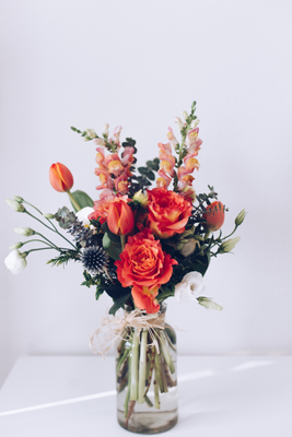 $55 Seasonal Fresh Flower Vase Arrangement - DESIGNER’S CHOICE NO SPECIAL REQUESTS