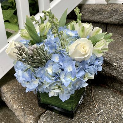 $75 Seasonal Fresh Flower Vase Arrangement