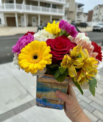 $60 Seasonal Fresh Flower Vintage Sea Isle City NJ Vase Arrangement