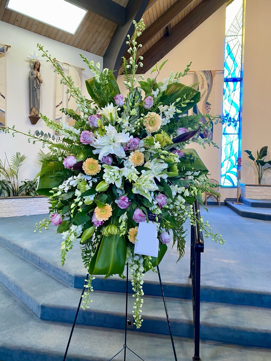 $500 Fresh Flower Easel Funeral Sympathy Arrangement