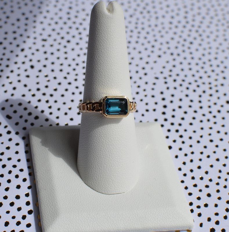 14K Yellow Gold Custom Emerald Cut London Blue Topaz in Bezel on Chain Ring