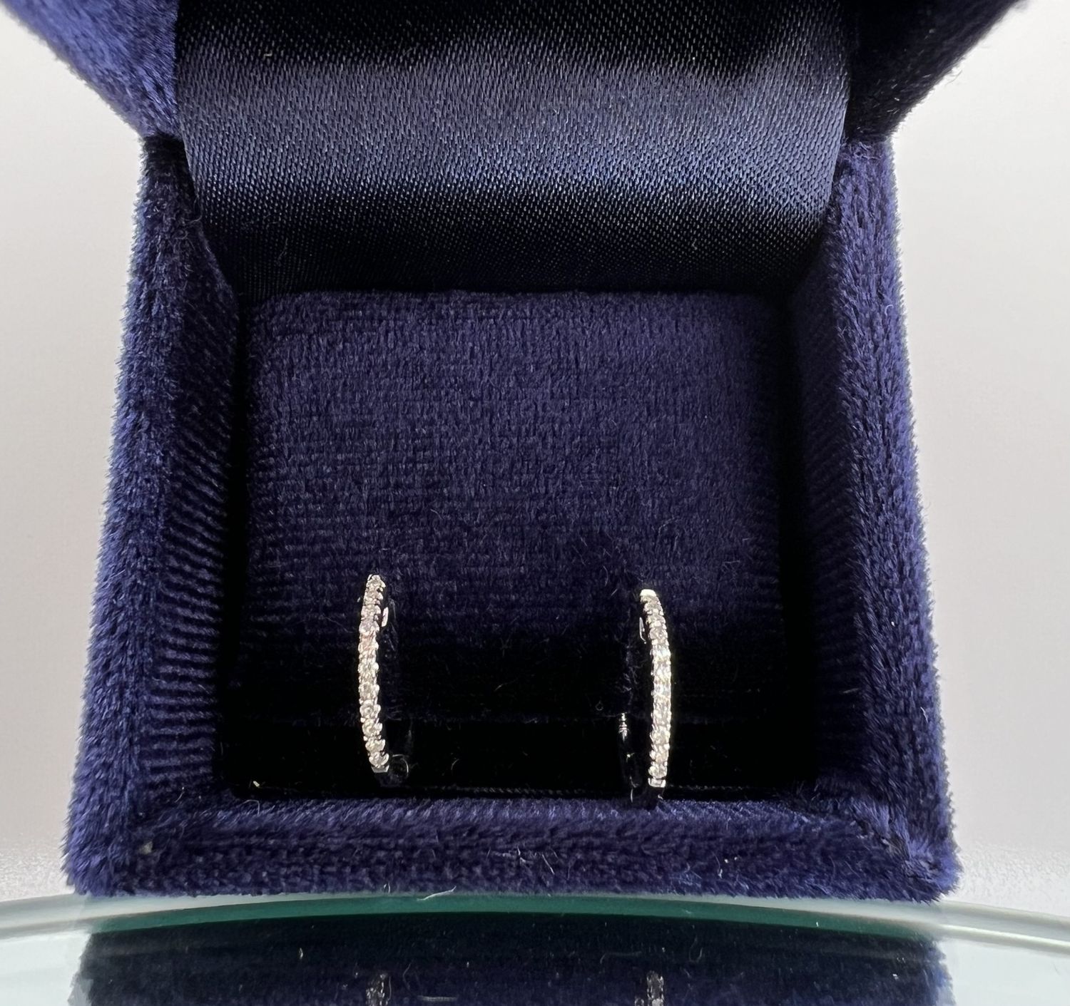 14K White Gold .07ctw Diamond Hinged Hoops 11mm