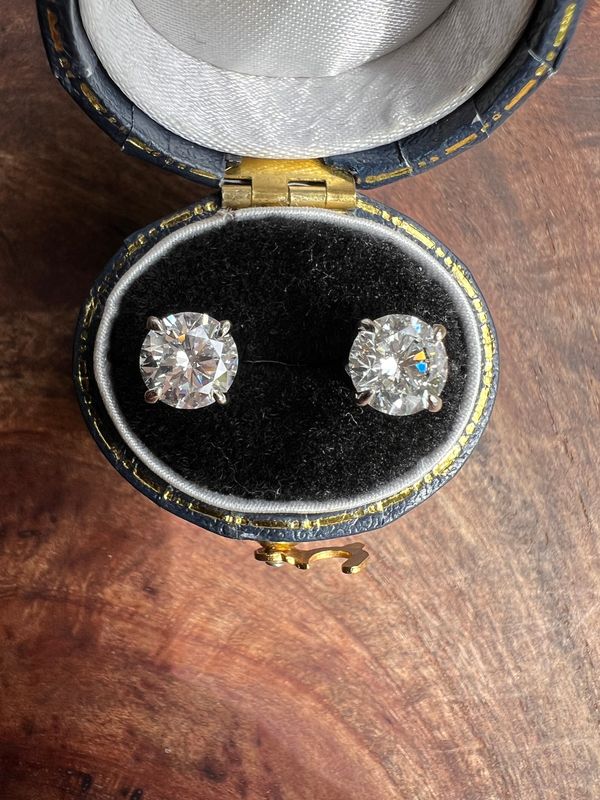 14K White Gold 2.0ctw Round Lab Grown Diamond Studs
