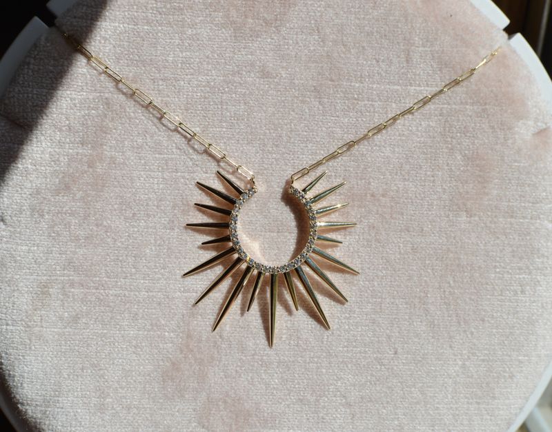 14K Yellow Gold Open Circle Sunburst Necklace .33ctw Diamonds
