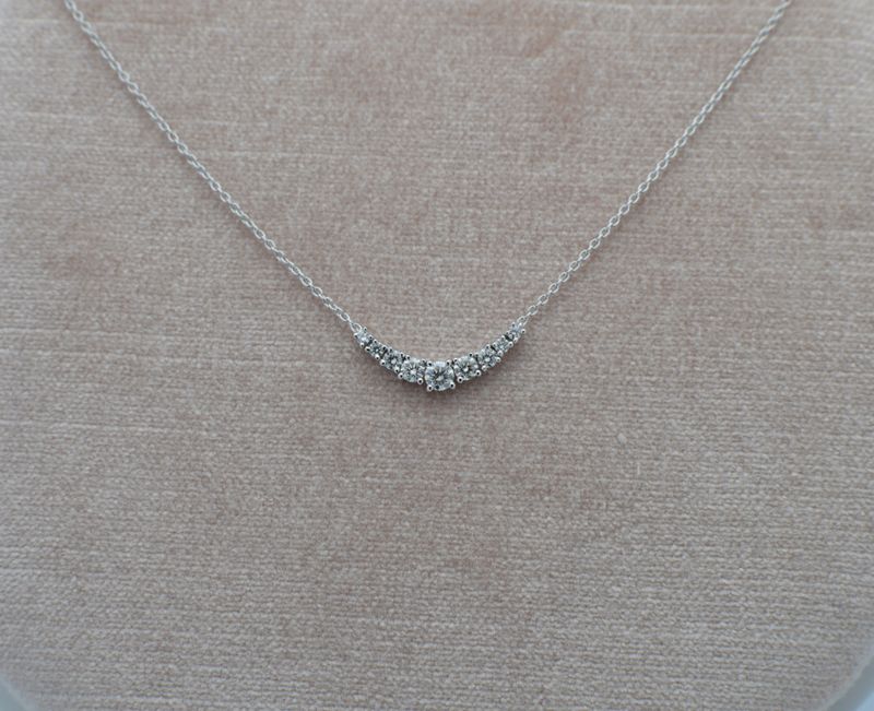 14K White Gold Graduated .45ctw Diamond Center Adjustable Necklace