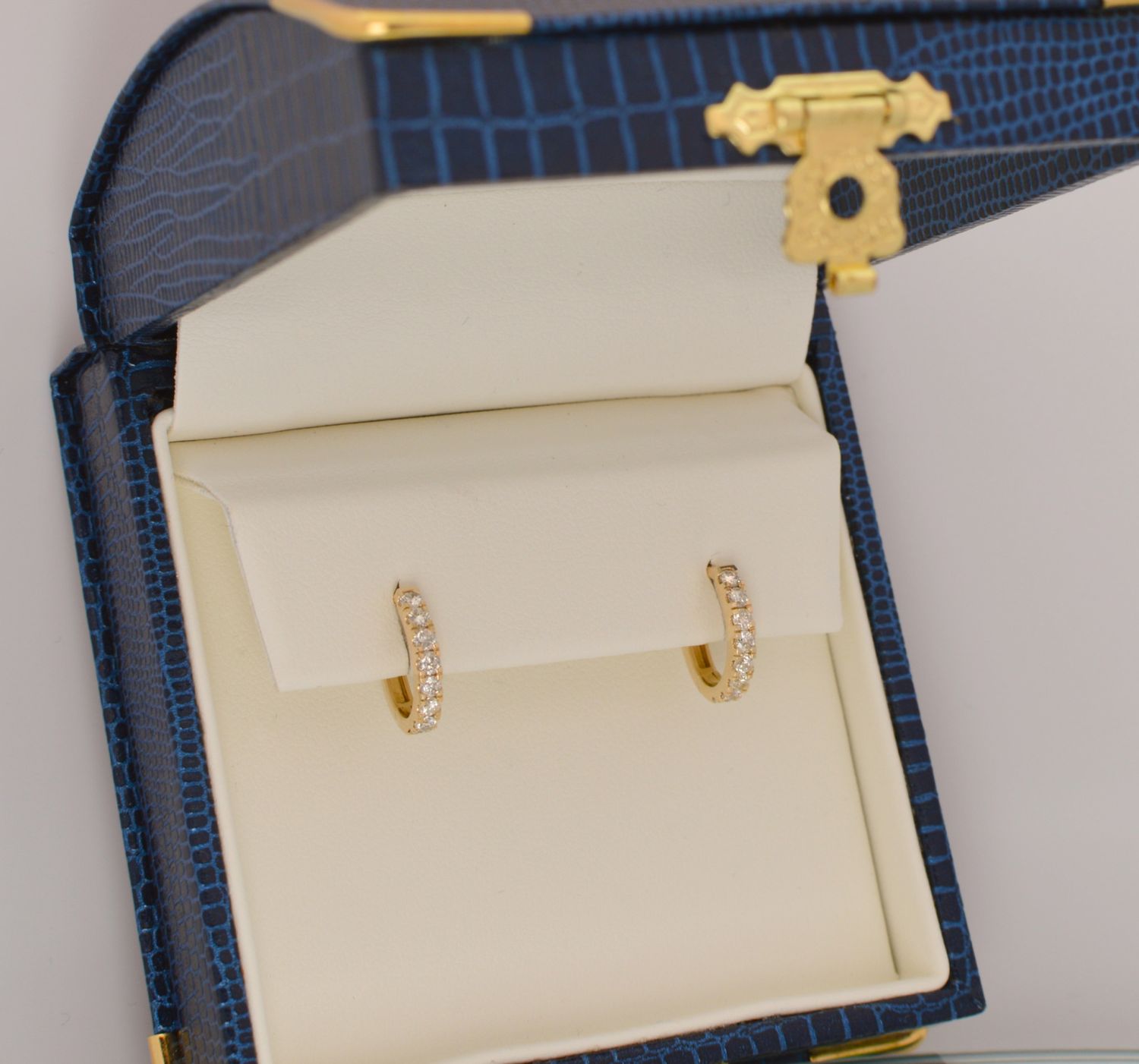 14K Yellow Gold .50ctw Diamond Huggie Hoop Earrings