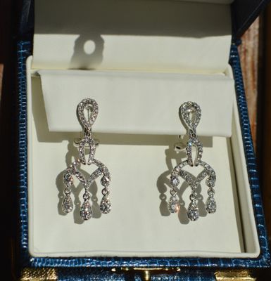 14K White Gold 1.42ctw Diamond Chandelier Earrings