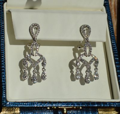 14K White Gold 1.42ctw Diamond Chandelier Earrings