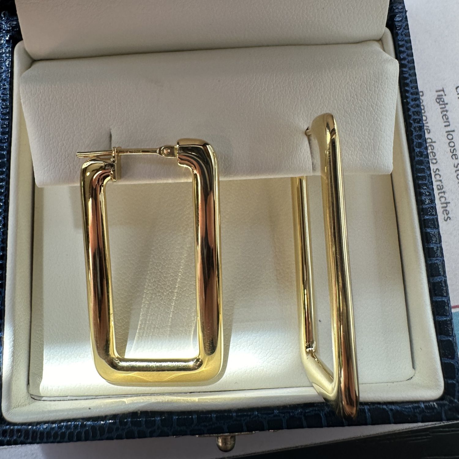 14K Yellow Gold 1.5&quot; Rectangle Tube Hoops