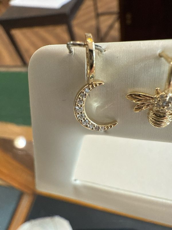 14K Yellow Gold .07ctw Diamond Crescent Moon Charm/Pendant