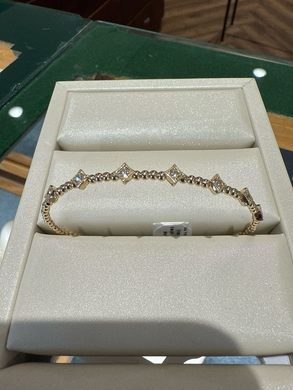 14k Yellow Gold .35ctw Diamond Beaded Flex Bangle - 7 Diamond Shaped Stations