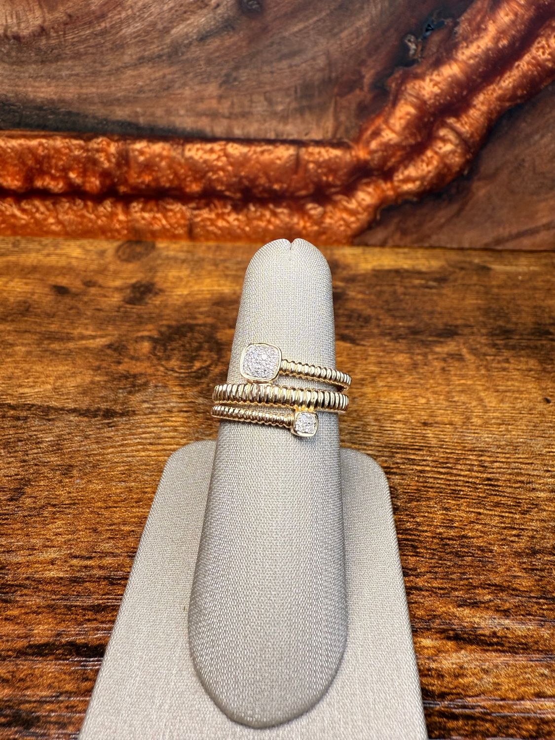 14k Yellow Gold Diamond Wrap around Ring .09ct