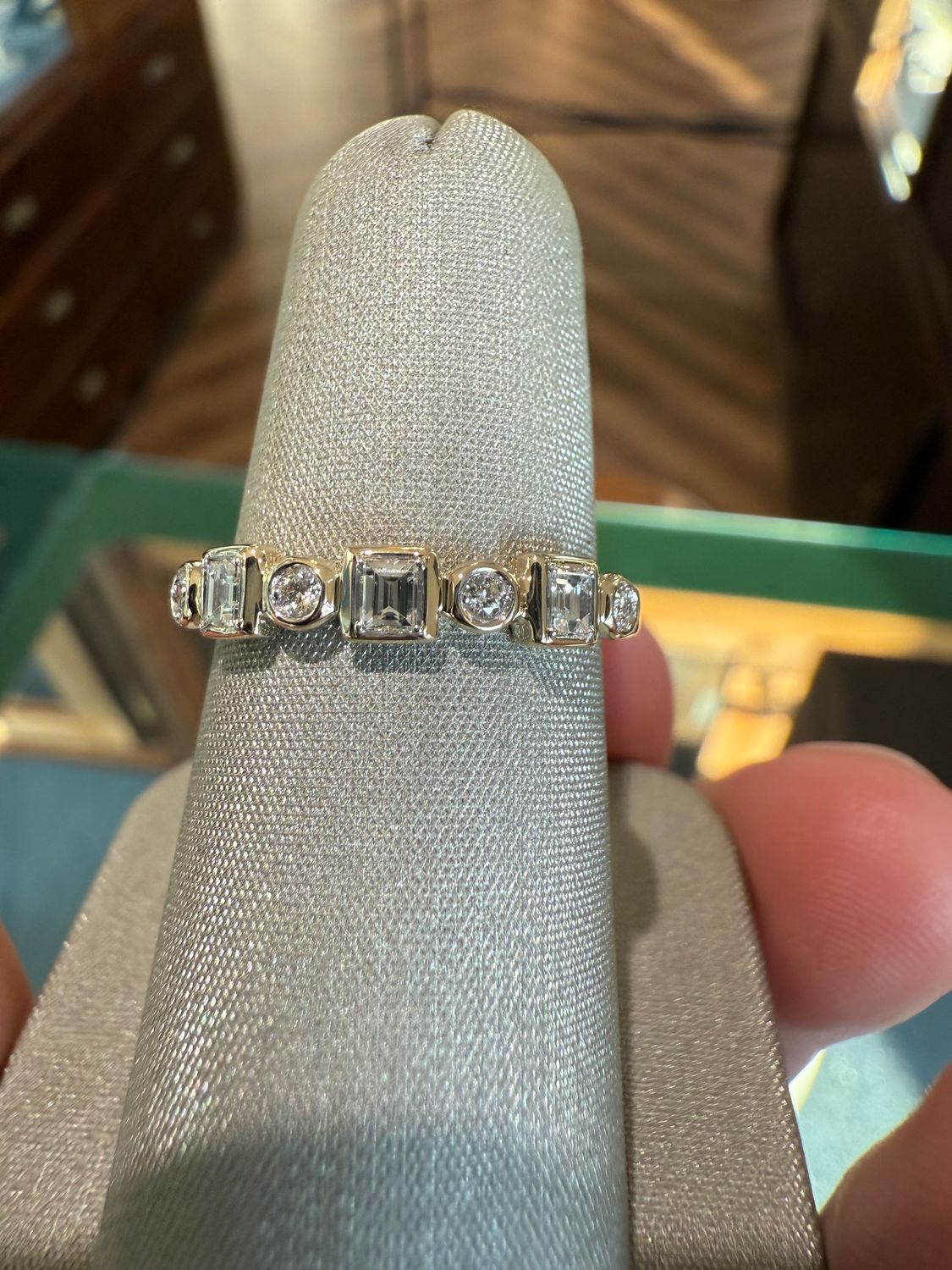 14k Yellow Gold Ladies Diamond Band Bag and Round Alternating