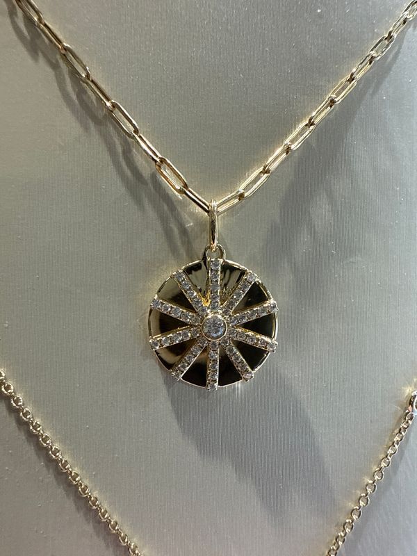 18k Yellow Gold Circle Diamond Pendant .26ctw on Paperclip Chain 18&quot;