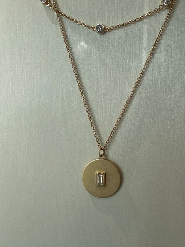 14K Yellow Gold Satin Circle Diamond Pendant .08ct