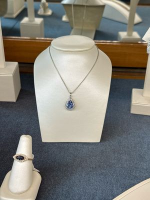 14k White Gold Pear Shape Sapphire and Diamond Pendant Necklace 3.02 ct Sapp, .3 ct Dia Aprox *Estate*