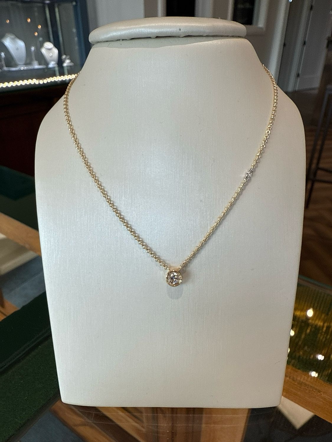 14k Yellow Gold .40ct Diamond Center Bezel w/ .01ct Diamond Bezel Station Accent Necklace 16&quot;-20&quot;