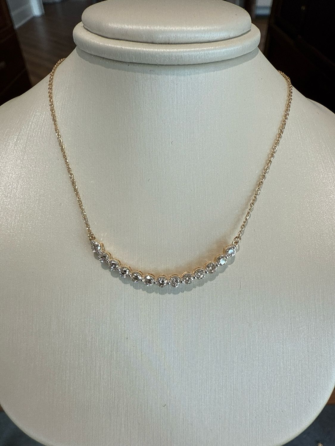 14ky Diamond Bar Necklace 18 &quot;Adj Chain  .50 .ctw