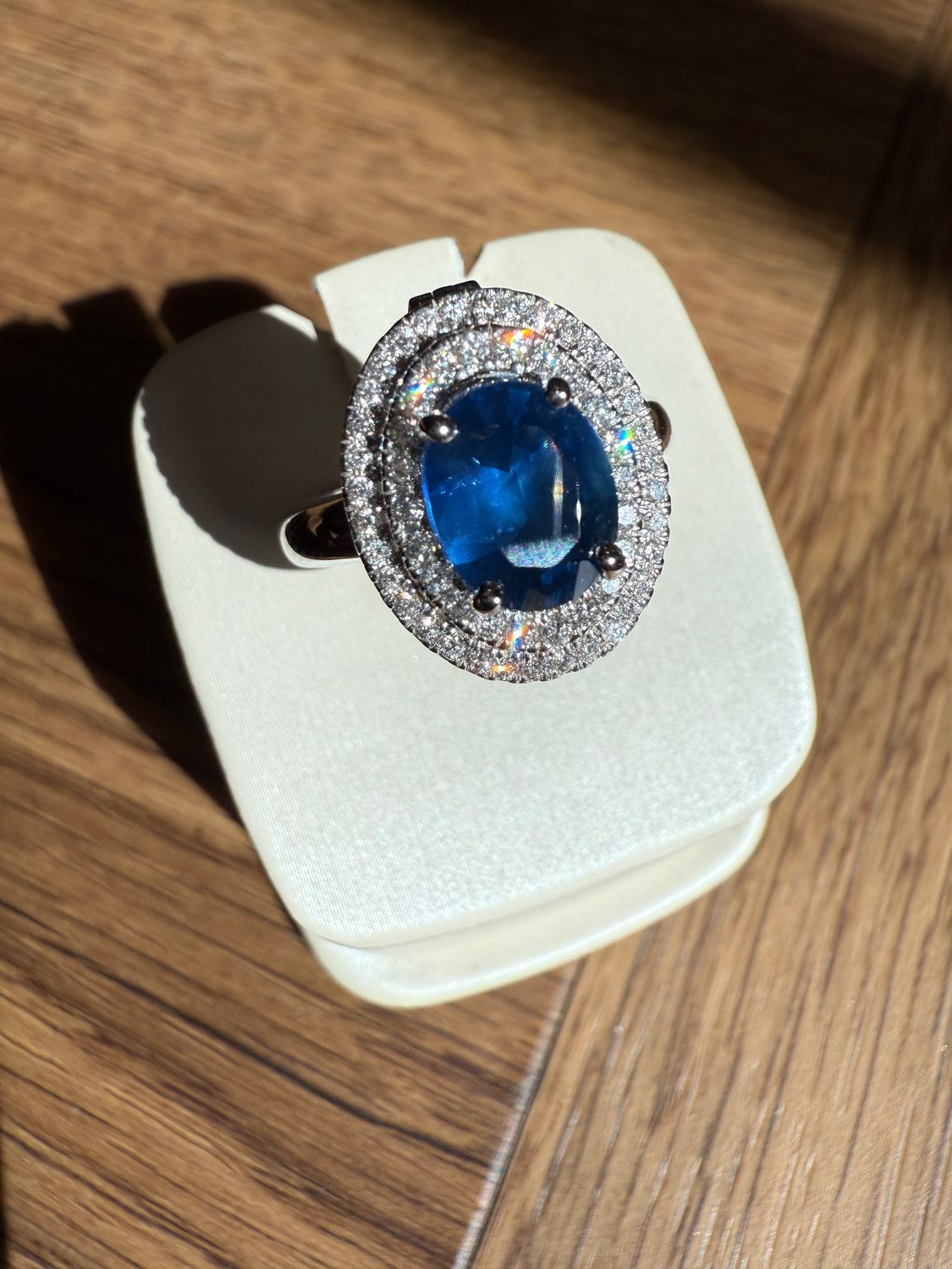 14k White Gold Oval Sapphire and Diamond Convertable Pendant Ring- Sapp 2.10ct Dia 0.28ctw
