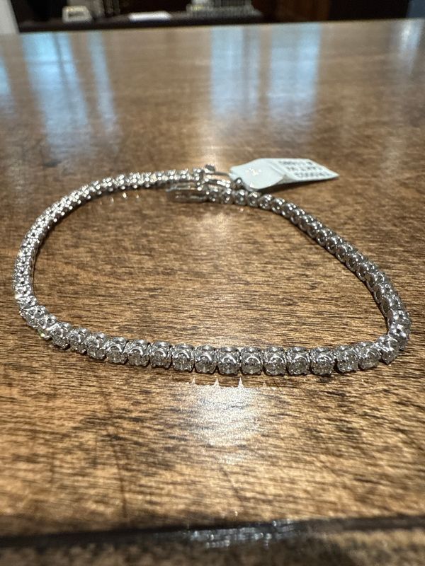 14k White 1.44cttw Diamond Tennis Bracelet