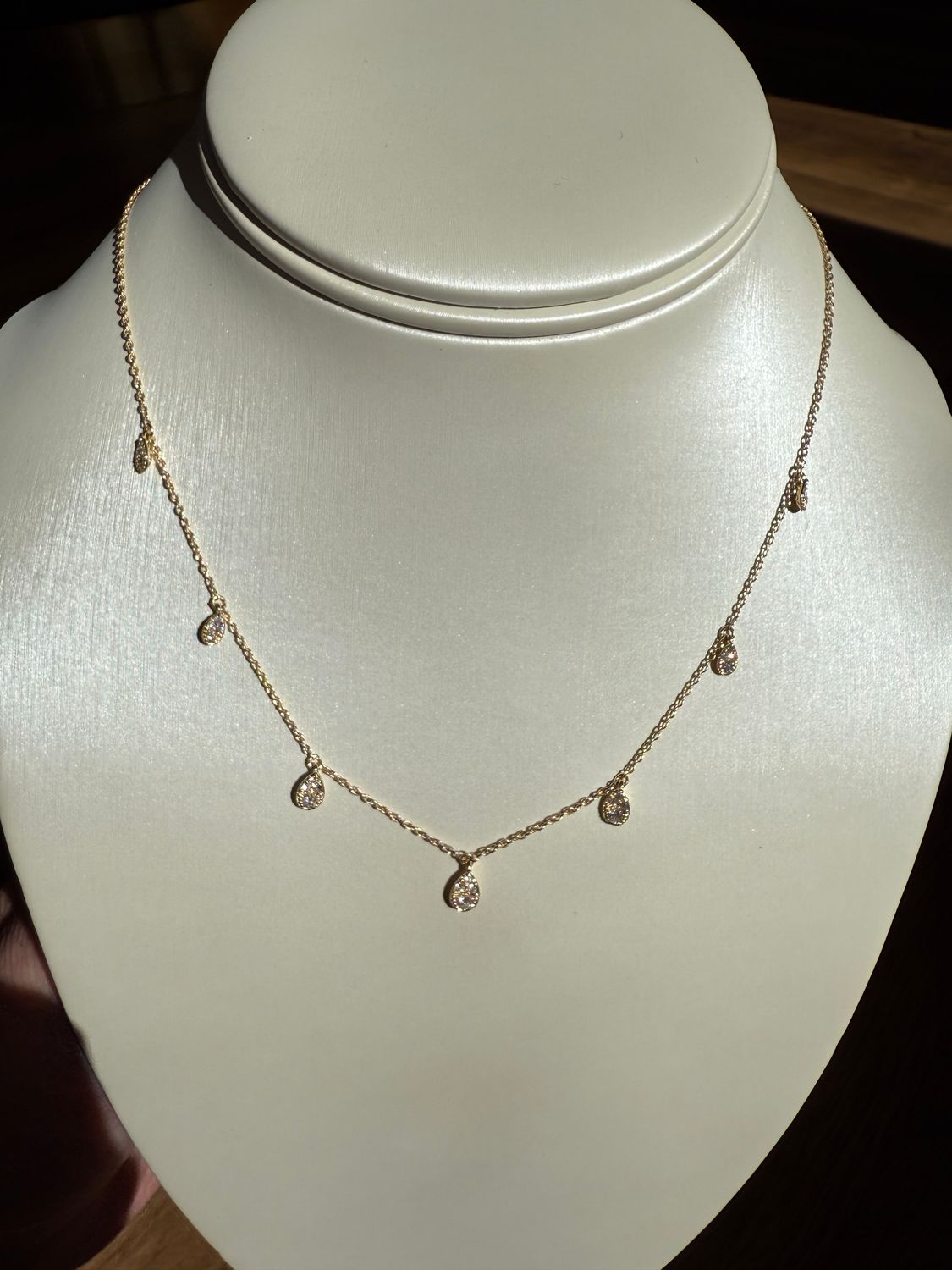 18k Yellow Gold Seven  Multi Diamond Teardrop Station Necklace D:0.38ctw
