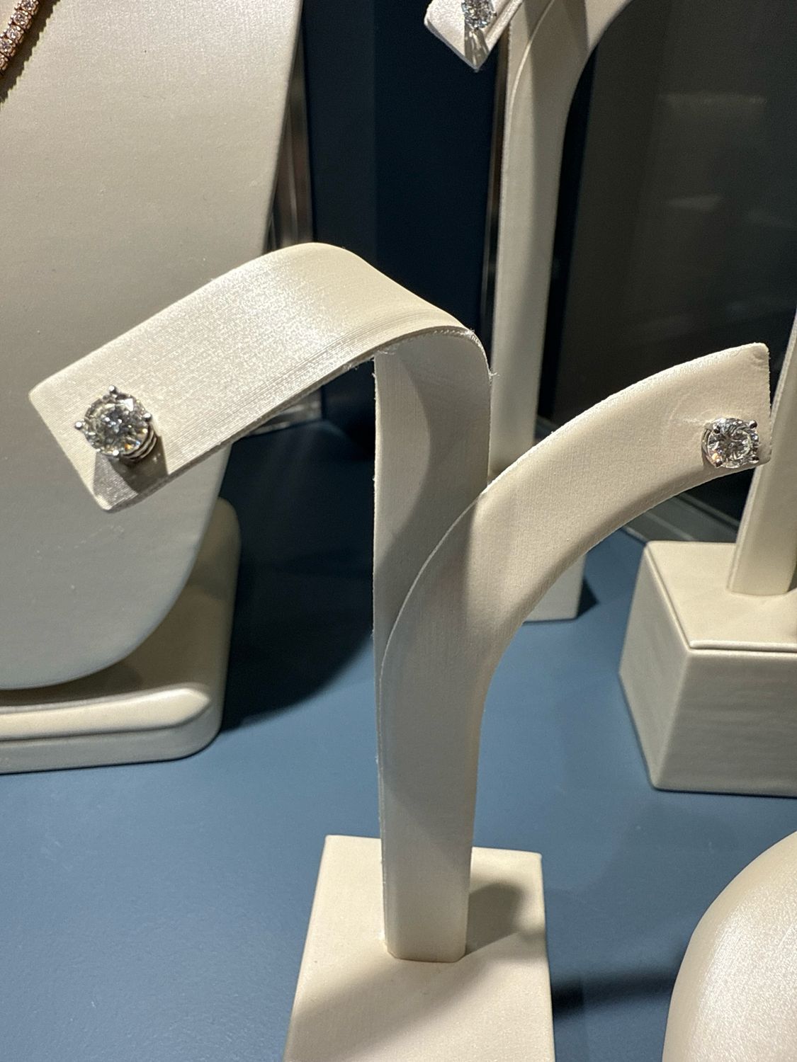 14k White Gold 1 Ctw Diamond Studs in Basket Setting